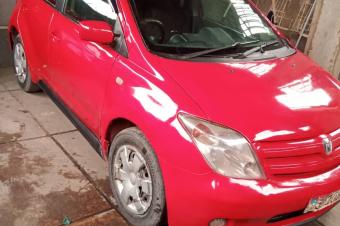VENTE TOYOTA IST 